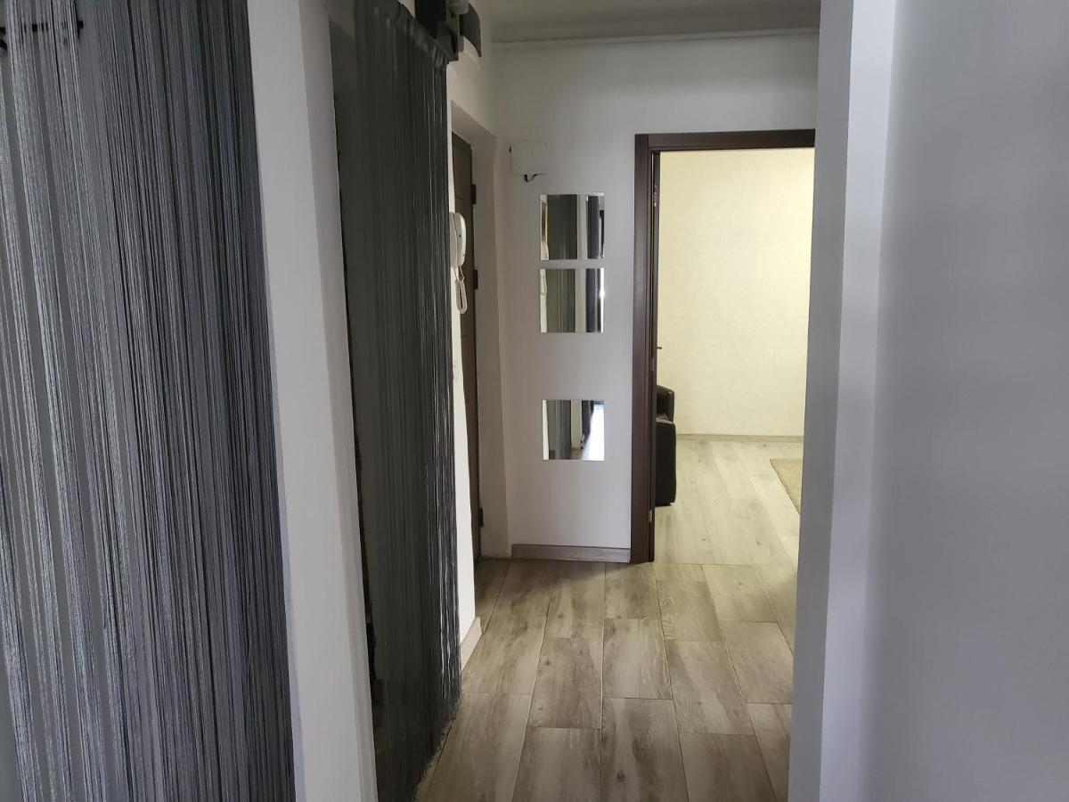 Apartament Cu 3 Camere Chiar In Inima Capitalei Bucureşti Ngoại thất bức ảnh
